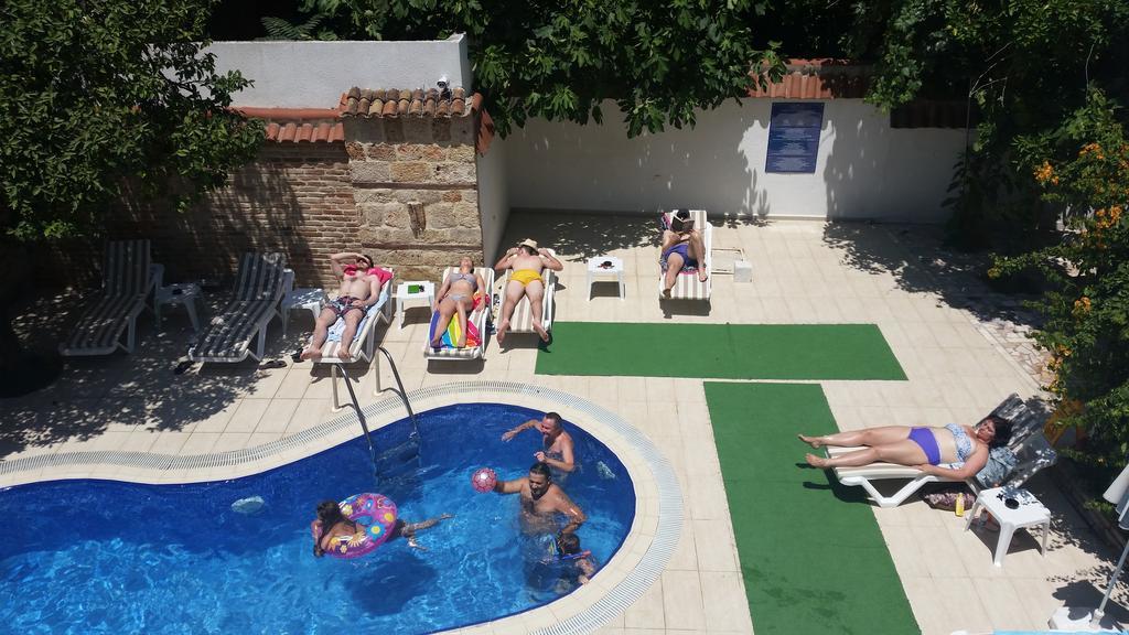 Kaleici Ozkavak Hotel อันตัลยา ภายนอก รูปภาพ