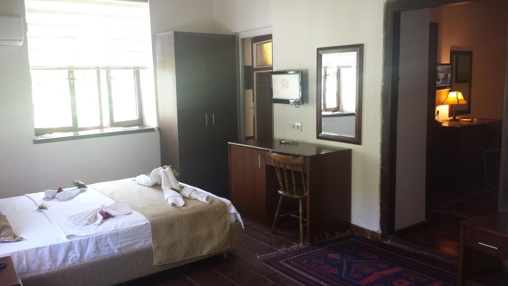 Kaleici Ozkavak Hotel อันตัลยา ห้อง รูปภาพ