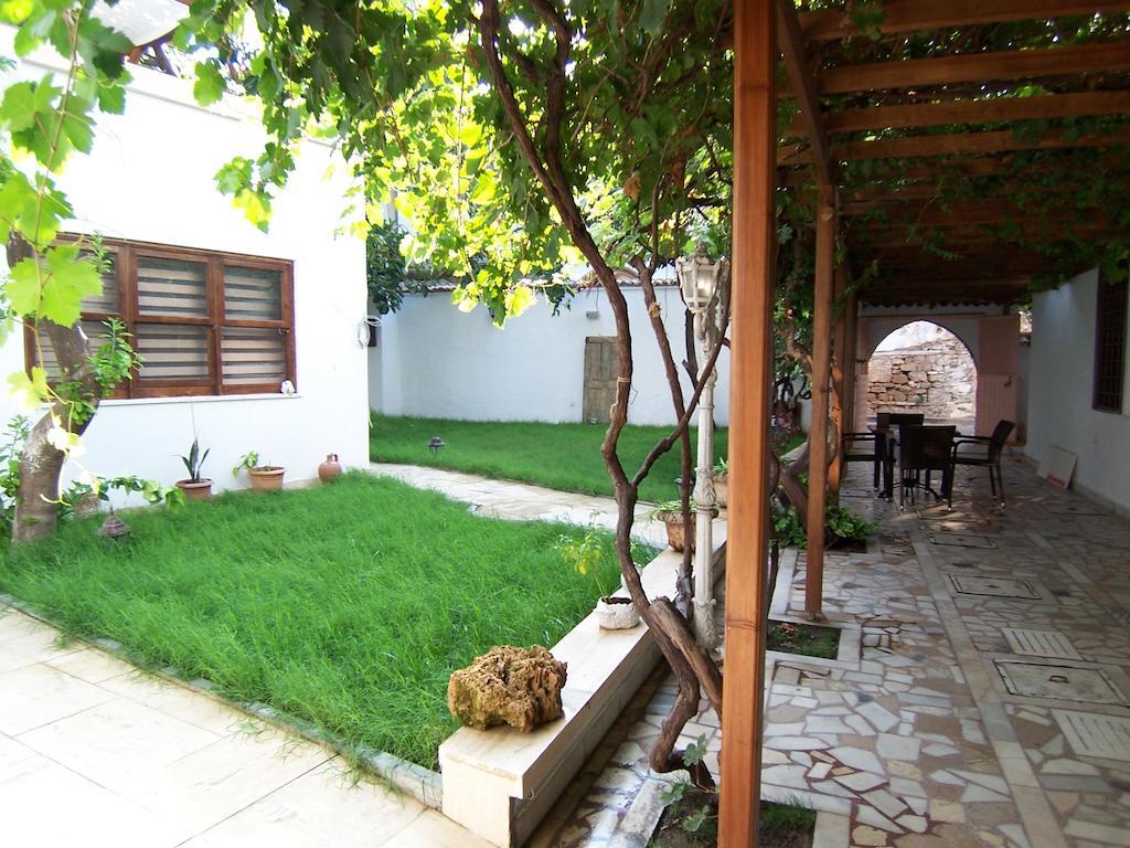 Kaleici Ozkavak Hotel อันตัลยา ภายนอก รูปภาพ