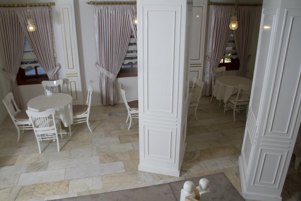 Kaleici Ozkavak Hotel อันตัลยา ภายนอก รูปภาพ