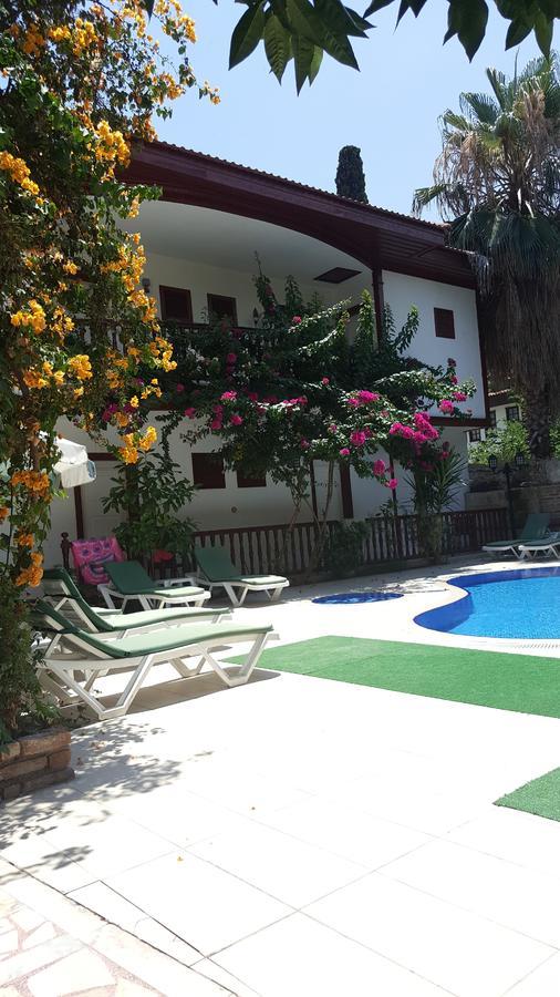 Kaleici Ozkavak Hotel อันตัลยา ภายนอก รูปภาพ